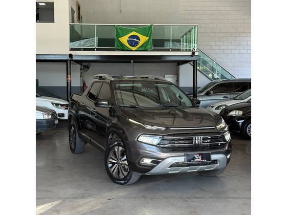 FIAT TORO 2.0 16V TURBO DIESEL VOLCANO 4WD AT9 FIAT TORO 2.0 16V TURBO DIESEL VOLCANO 4WD AT9